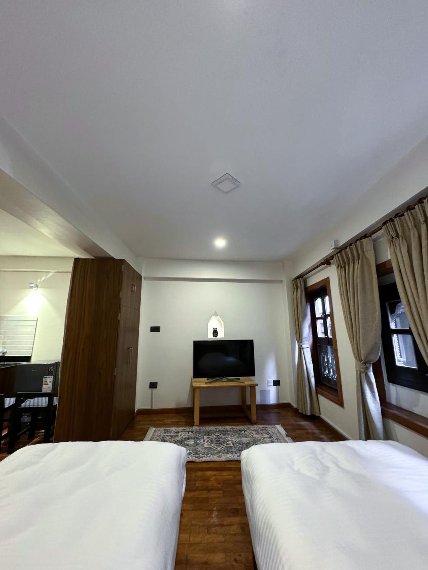 Karuna Hotel Patan Kathmandu Экстерьер фото
