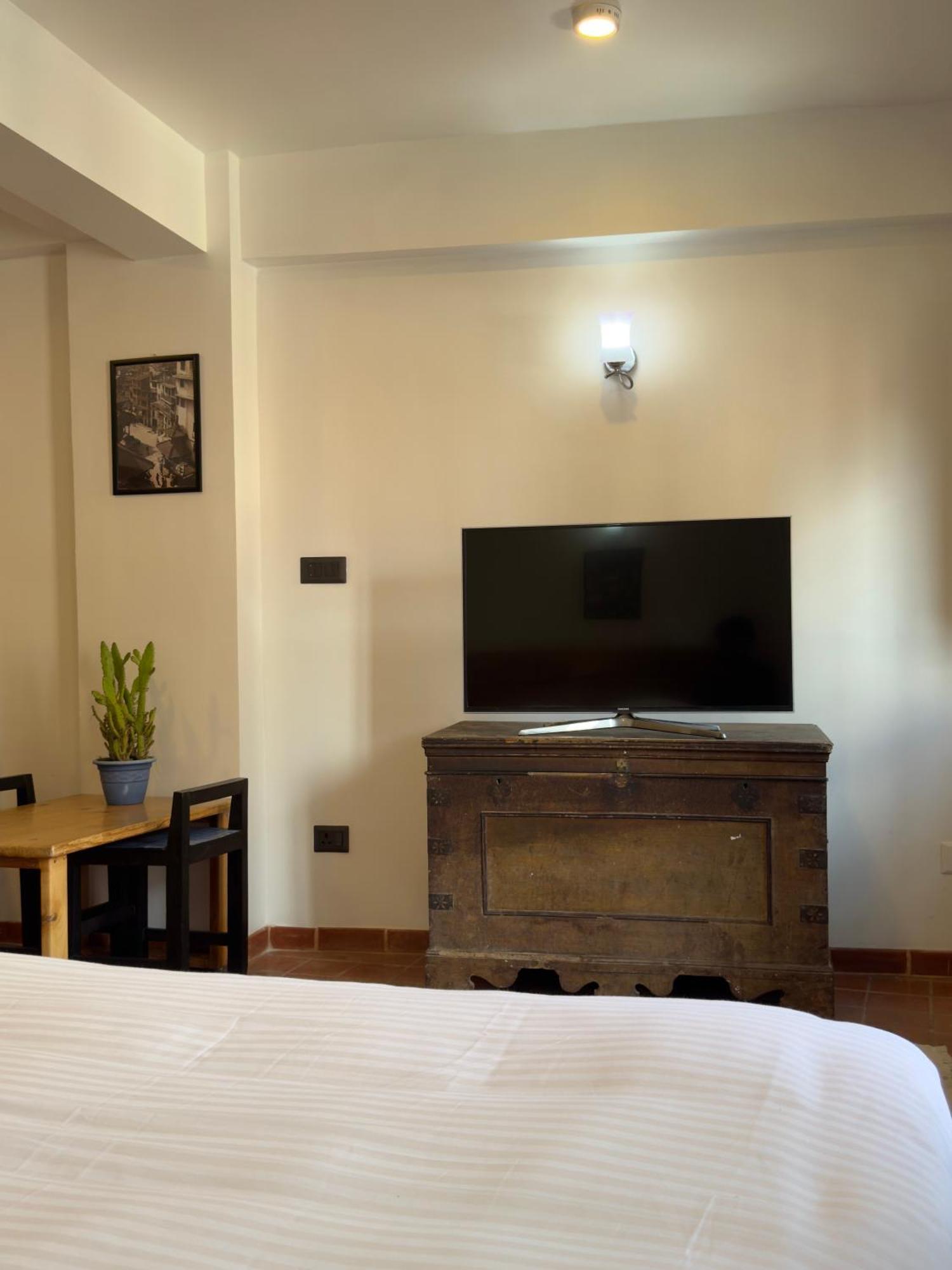 Karuna Hotel Patan Kathmandu Экстерьер фото